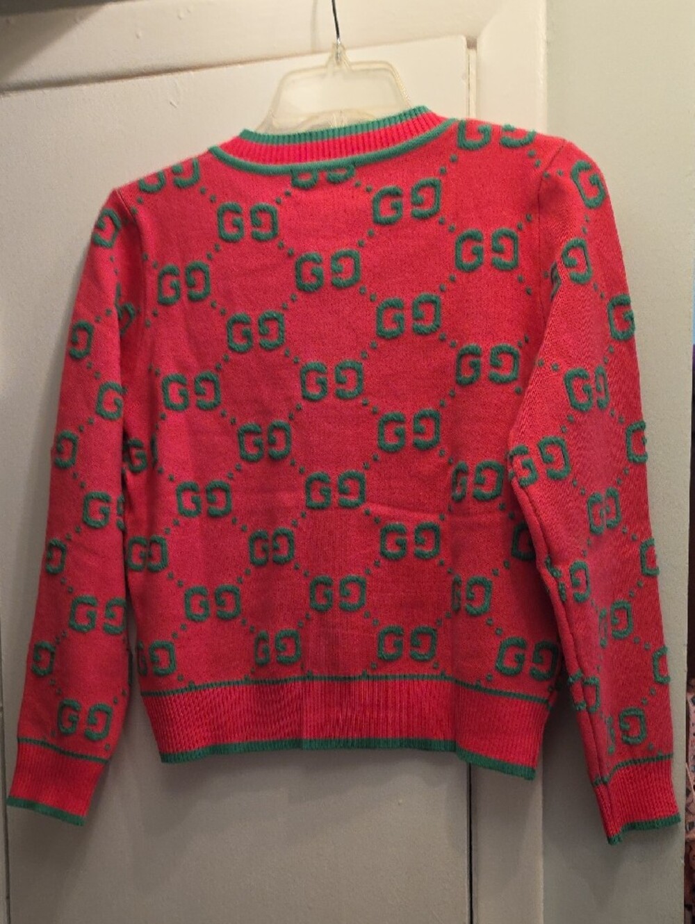 Gucci Pink & Green GG Jacquard Cardigan Ladies Size Medium - Picture 4 of 6